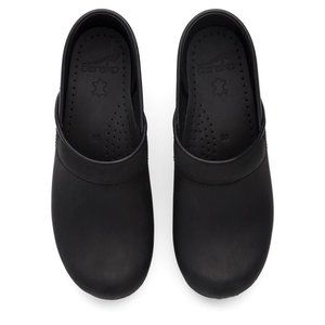 Dansko Professional Black Oiled Clog Sz 39 medium